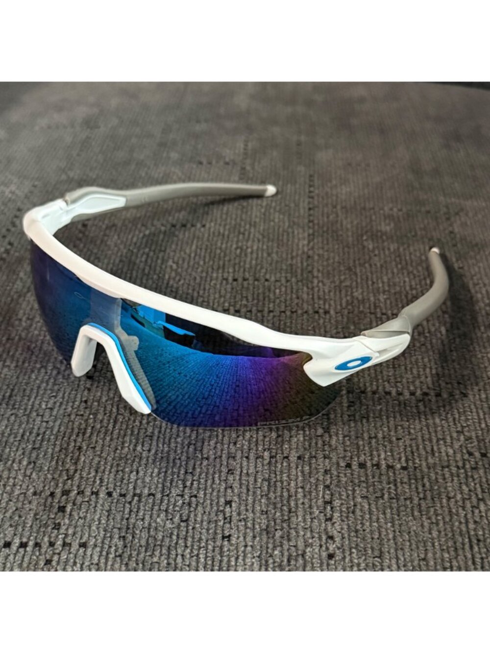 Oakley Radar EV PRIZM Polarized Blue OO9208 White-Gray Frame - Picture 2 of 10